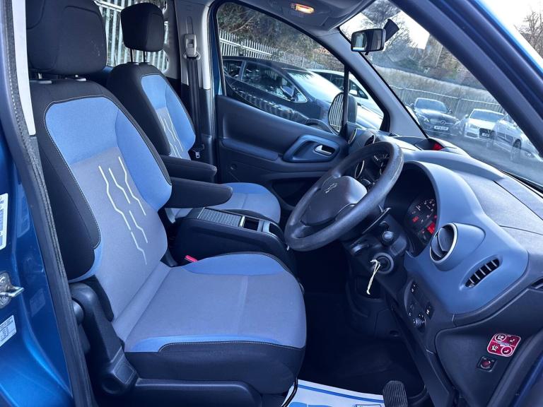  Peugeot Partner Tepee 1.6 HDi Tepee S EGC (s/s) 5dr Diesel Automatic