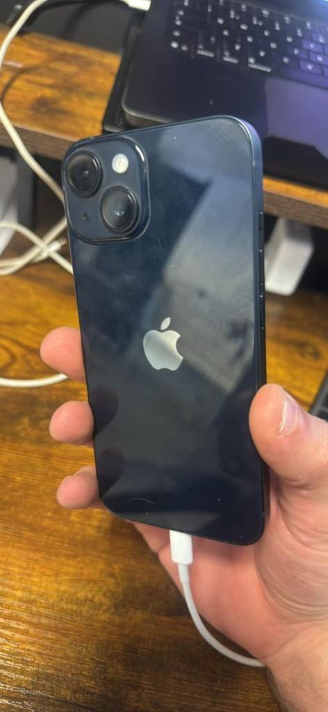 iPhone 14 in Mint condition