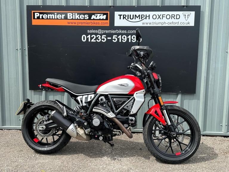 Stunning One Owner 2025/74 Ducati Scrambler 800 Icon Motorcycle 