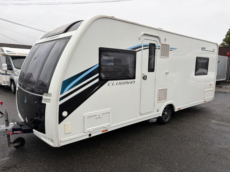 Lunar Clubman SR 4 berth 2017 mover ***ISLAND BED***