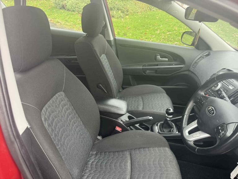 2010 Kia Ceed 1.6 3 5dr HATCHBACK Petrol Manual