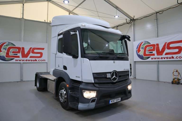 2017 (17 PLATE) Mercedes Benz Actros 1840 4x2 Euro 6 Tractor Units