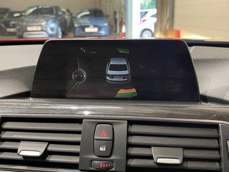 2017 BMW 3 Series 2.0 330e 7.6kWh Luxury Saloon 4dr Petrol Plug-in Hybrid Auto Euro 6 (s/s) ( Sal...