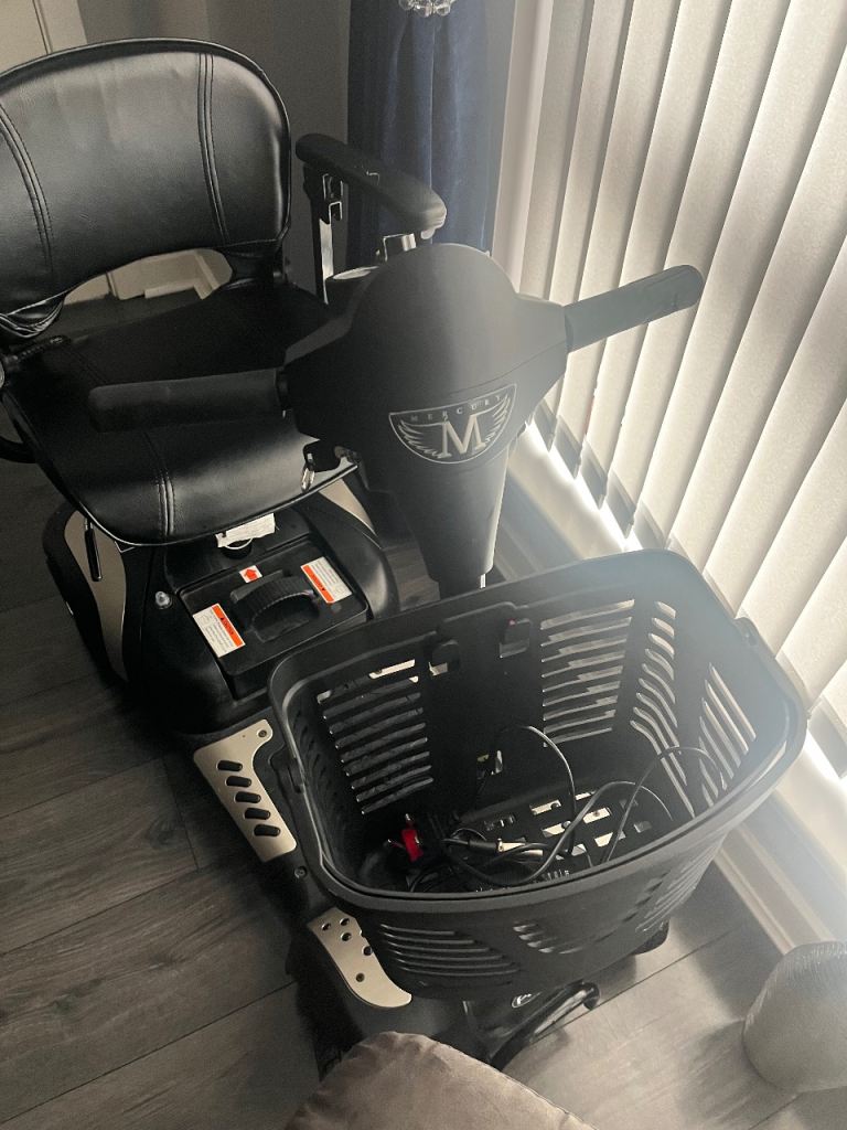 Mobility scooter 