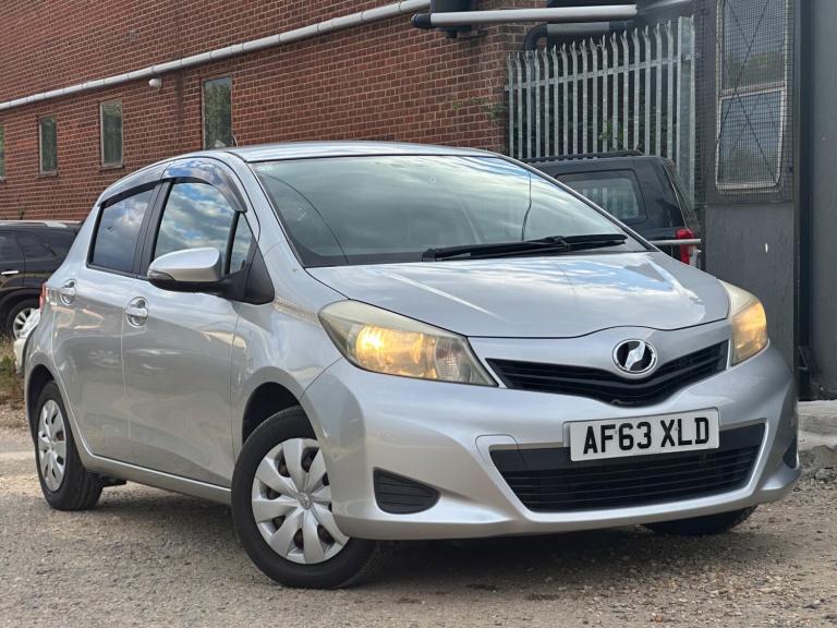 Toyota Vitz Petrol Manual