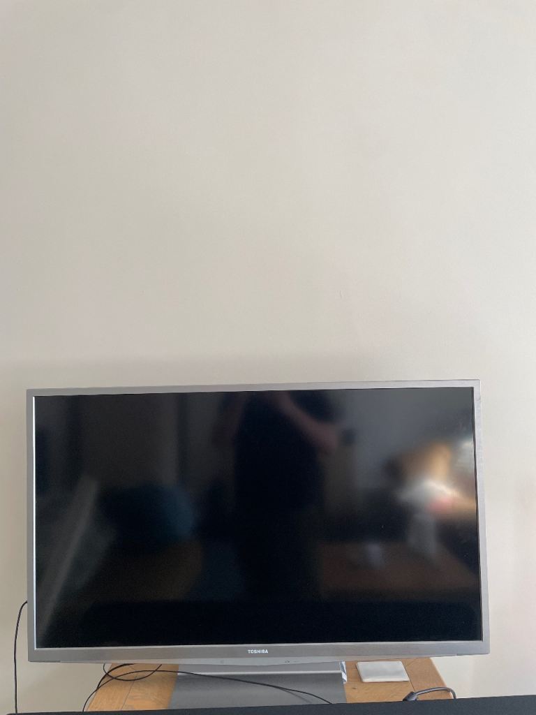 40” Toshiba Full HD TV 