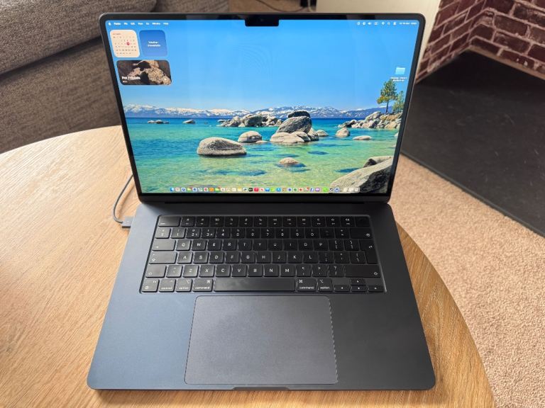 Apple MacBook Air 2023 M2 