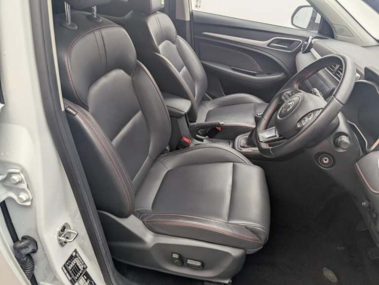 2023 MG MG ZS 1.5 VTi-TECH Exclusive SUV 5dr Petrol Manual Euro 6 (s/s) (106 ps) NAVIGATI HATCHBA...