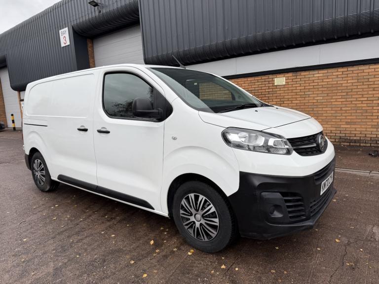 VAUXHALL VIVARO 1.5 Turbo D 2700 Edition 2020