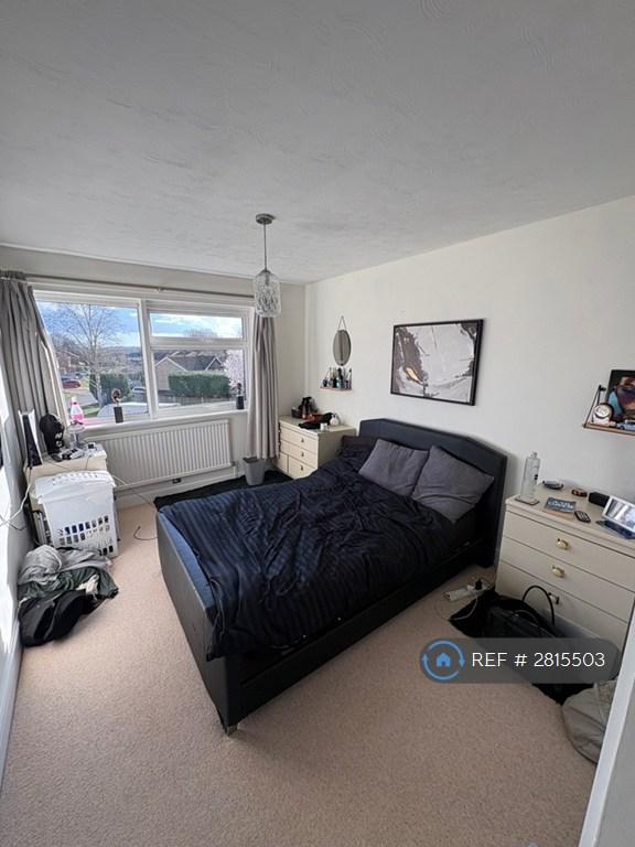 1 bedroom in York Close, Horsham, RH13 (#2815503)