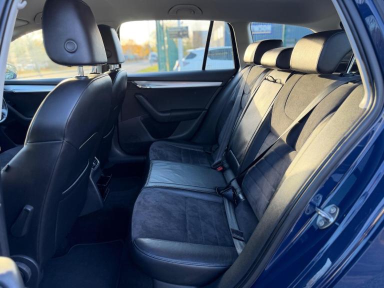 2013 Skoda Octavia 1.4 TSI Elegance Estate 5dr Petrol DSG Euro 5 (s/s) (140 ps) ESTATE Petrol Aut...