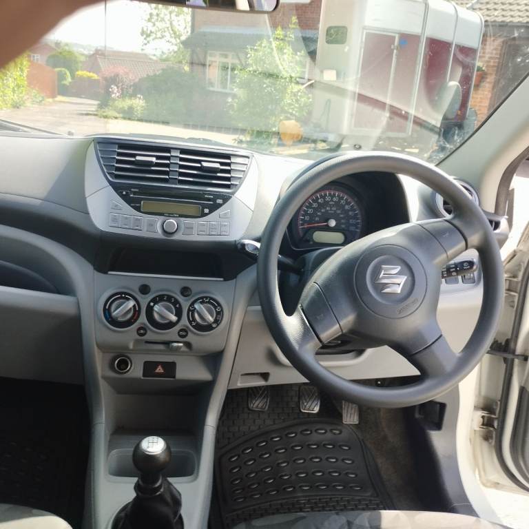 Suzuki Alto sz2. 2011 