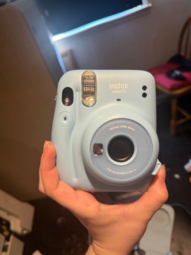 Instax Mini 11 Instant Camera - Sky Blue, Good Condition