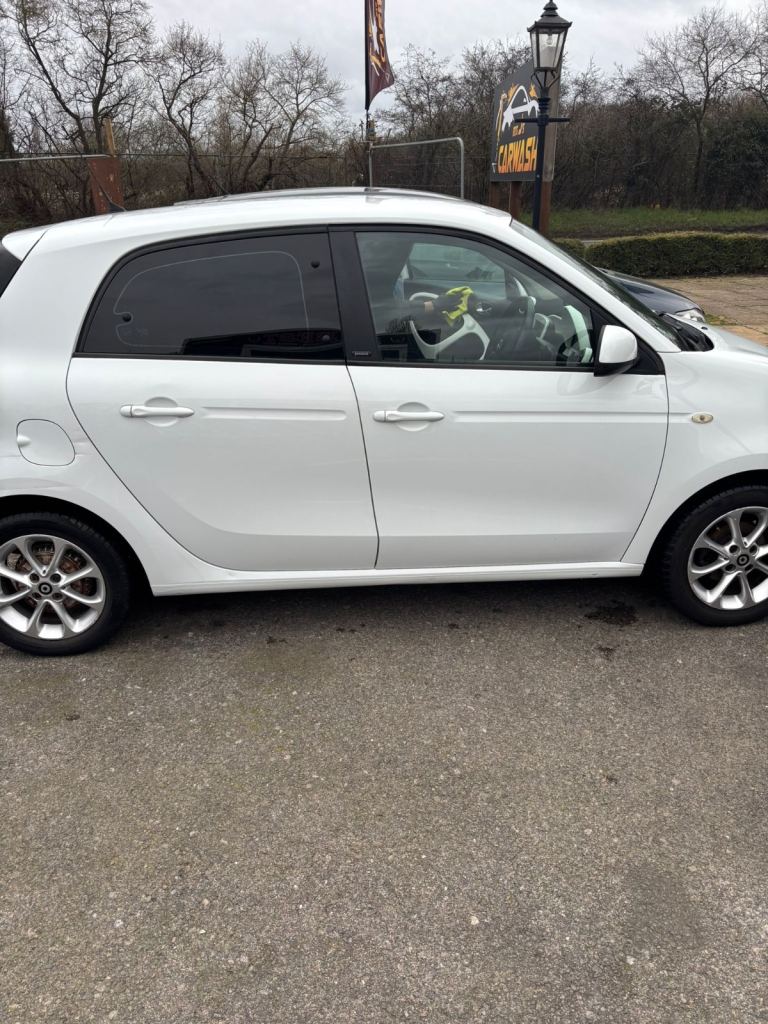 Smart car forFour 