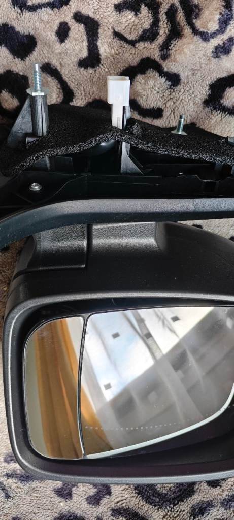 Mirror renault hitch van 2015