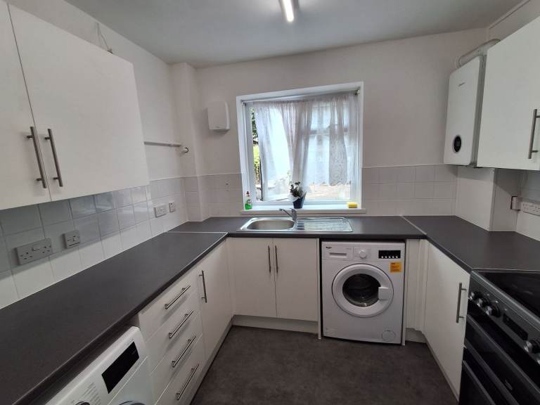 Need To Downsize? Council 2 Bed Home for SWAP