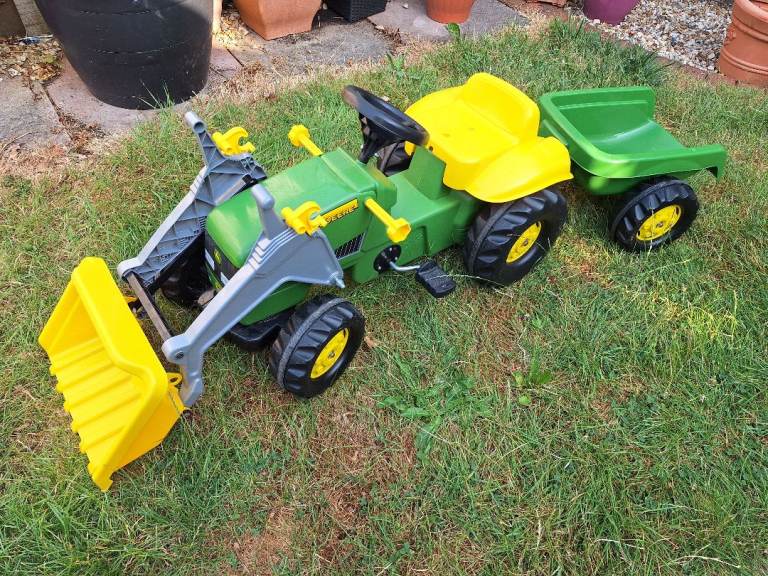 John Deere rollyKid Kids Pedal Tractor with Loader & Trailer - Excellent Condition