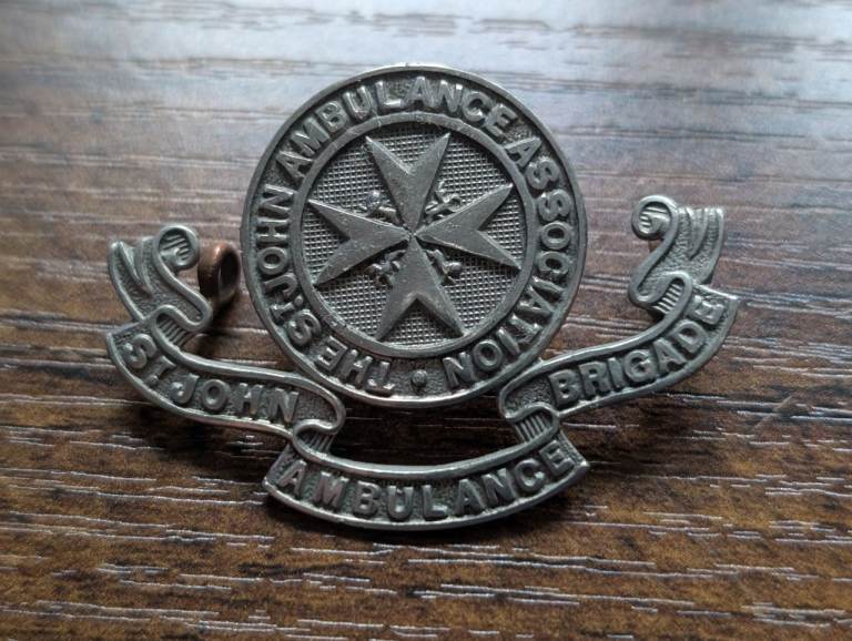 St John Ambulance Brigade Vintage Cap Badge 