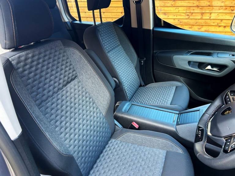 2025 Peugeot Rifter 3 Seat Auto Wheelchair Accessible Disabled Access Vehicle WAV MPV Diesel Auto...