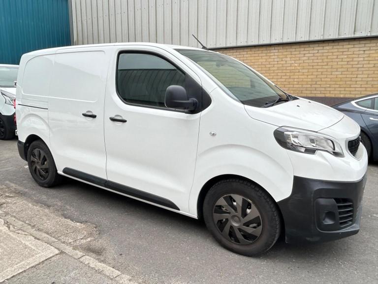 2018 Peugeot Expert 1.6 BlueHDi 1000 Professional Compact Panel Van SWB Euro 6 6dr PANEL VAN Dies...