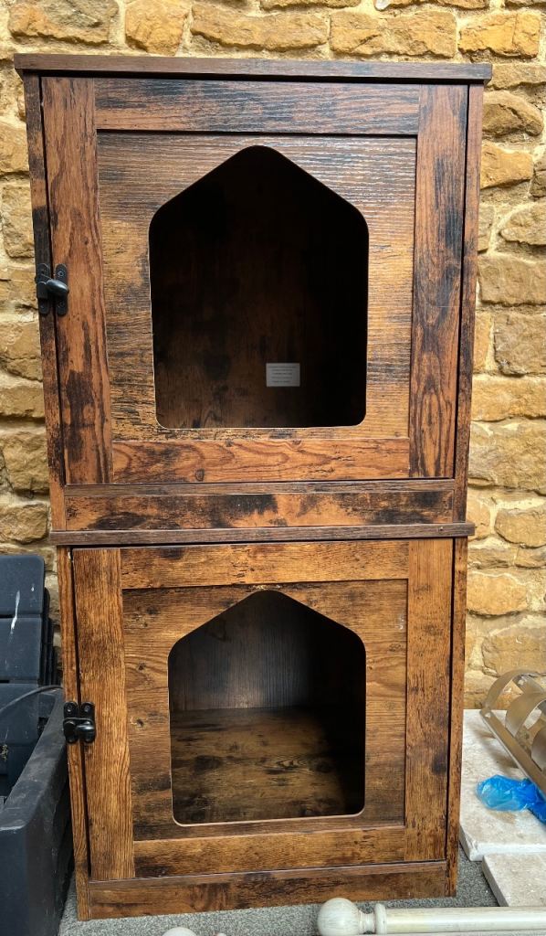 Wooden Cat Box Enclosure 