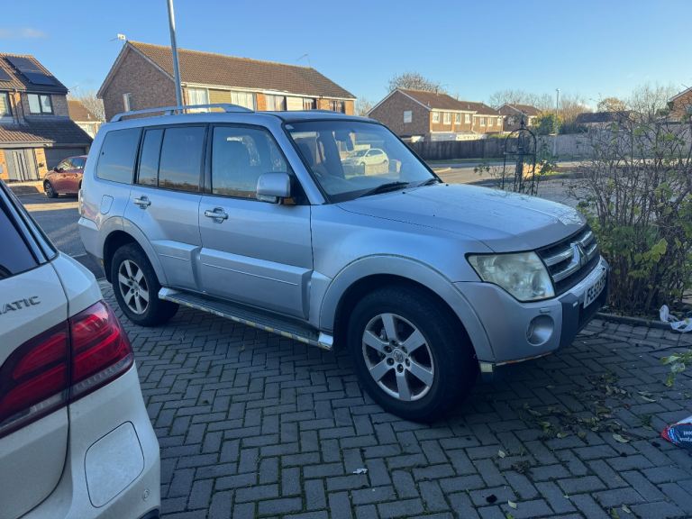 Mitsubishi, SHOGUN, Estate, 2009, Other, 3200 (cc), 5 doors