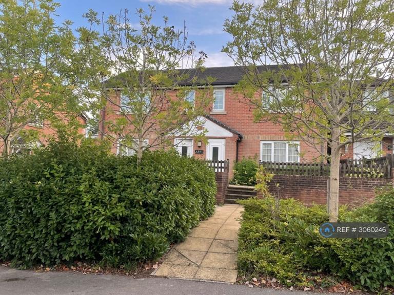 1 bedroom flat in Pretoria Road, Eastleigh, SO30 (1 bed) (#3060246)