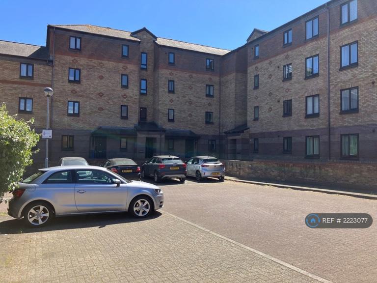 1 bedroom flat in Garamond Court, Bristol, BS1 (1 bed) (#2223077)