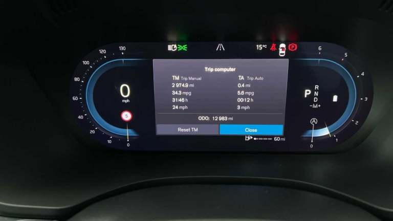 2022 Volvo XC60 2.0 B4 MHEV Plus SUV 5dr Diesel Hybrid Auto AWD Euro 6 (s/s) (197 ps) ESTATE Dies...