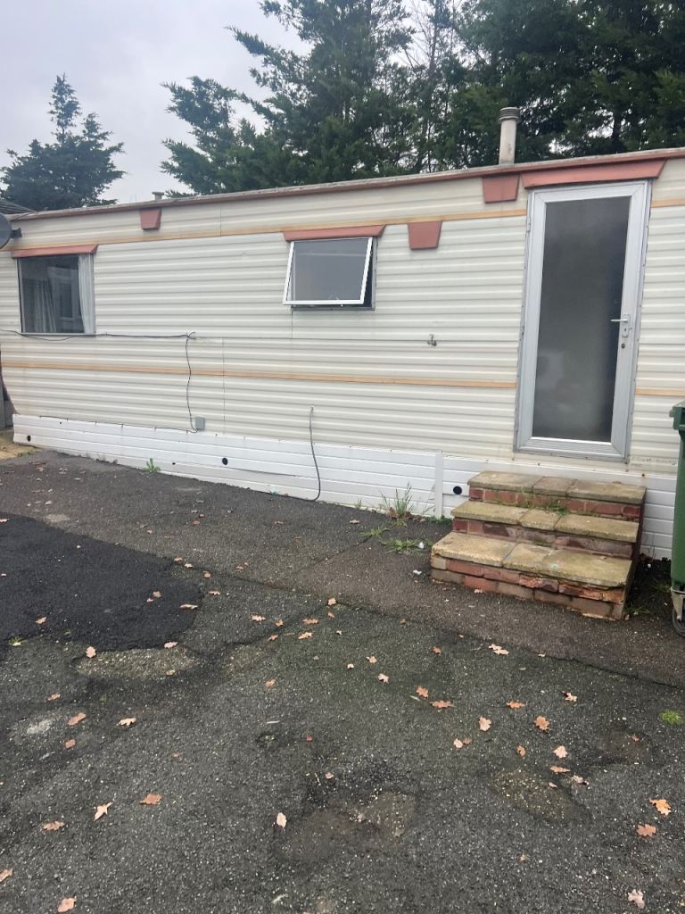 Two bedroom Mobile home to rent