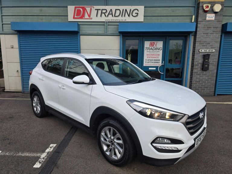  Hyundai TUCSON 2.0 CRDi SE Nav Auto 4WD Euro 6 5dr Diesel Automatic