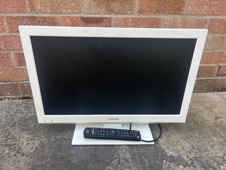 Toshiba White LCD TV with Remote Control – Good Condition
