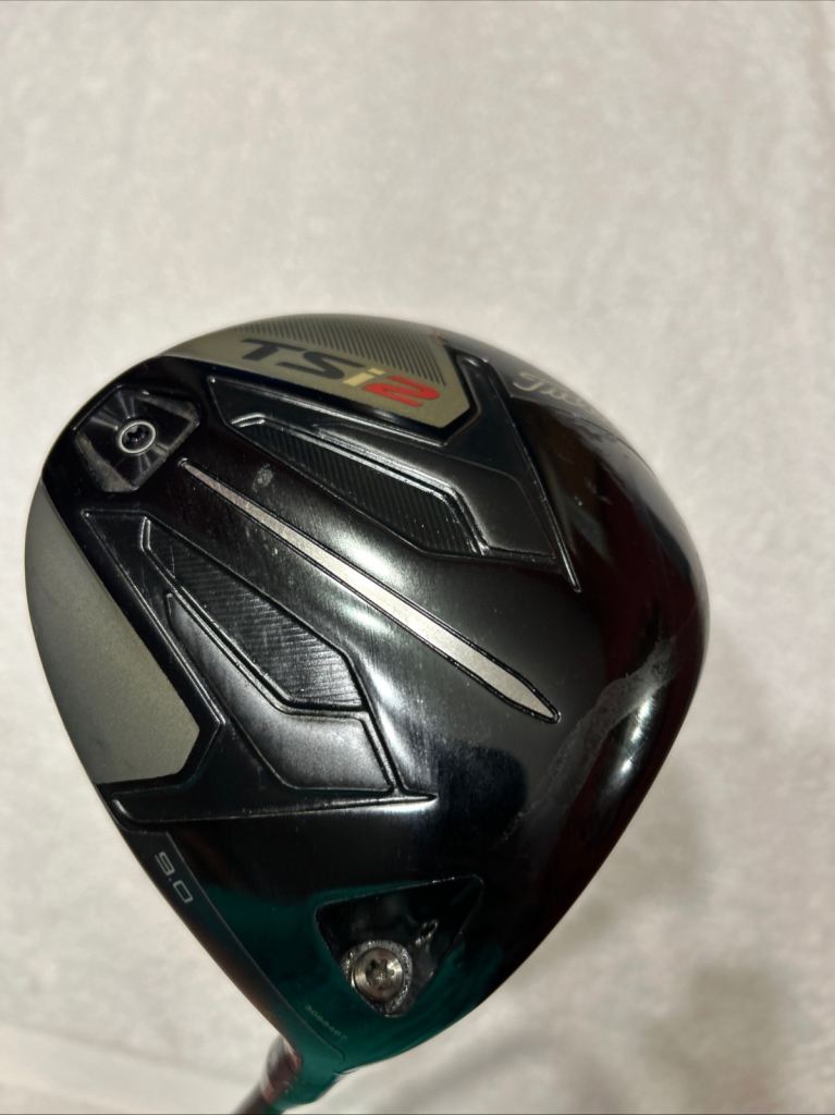 Titleist TSi2 Driver / 9 Degree / Regular Flex Kuro Kage Shaft Hardly Used 