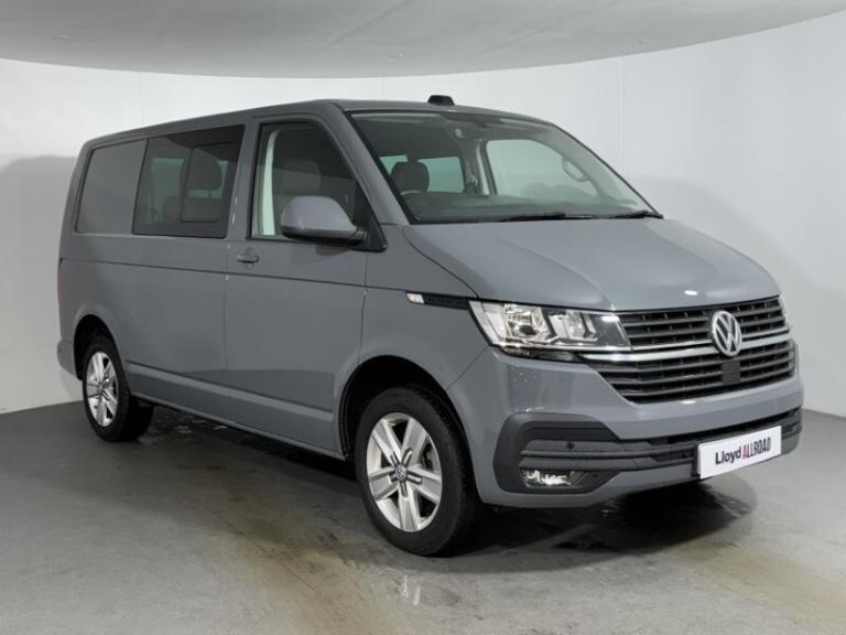 VOLKSWAGEN COMMERCIAL TRANSPORTER 2.0 TDI 110 Highline Kombi Van