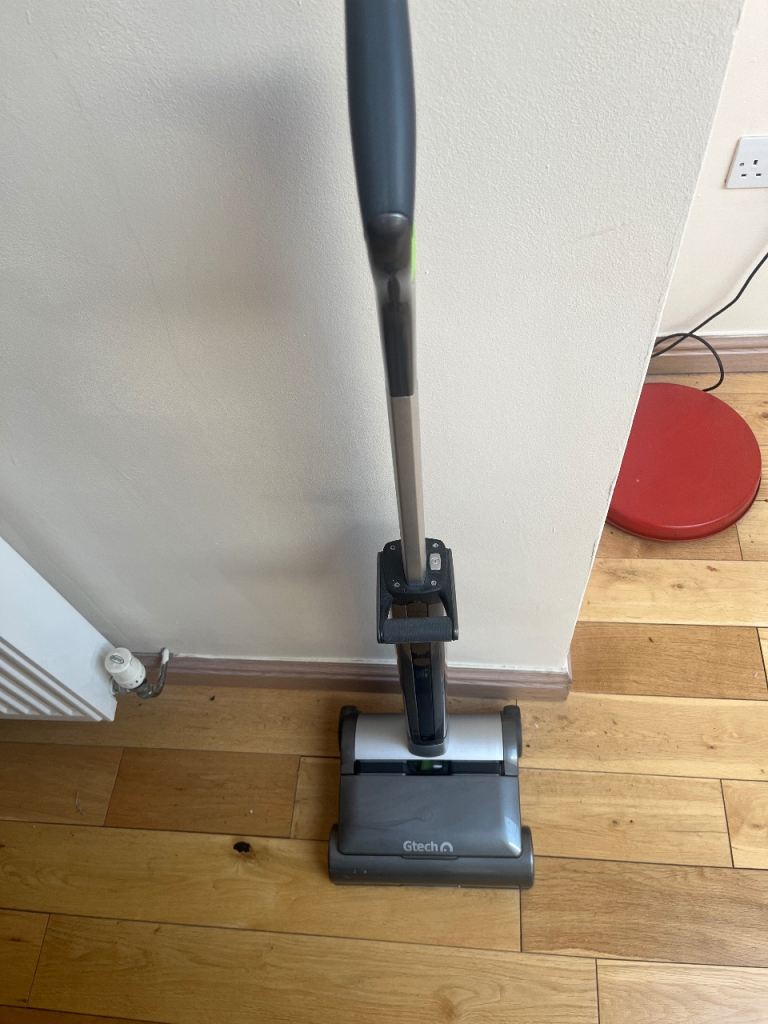 Gtec Air ram 22v rechargeable vacuum cleaner 