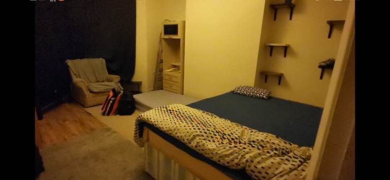 room to rent