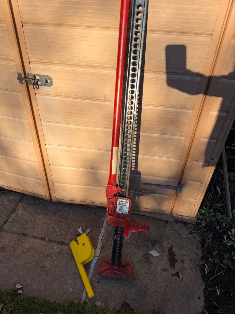 High lift farm jack and adapter 