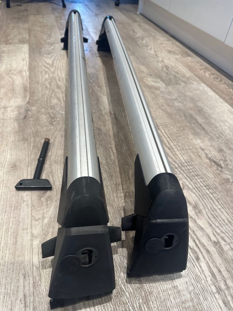 VW golf mk6 roof bars