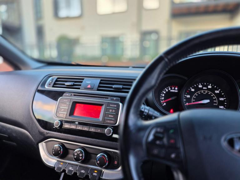 2015 Kia Rio 1.25 SR7 5dr HATCHBACK PETROL Manual