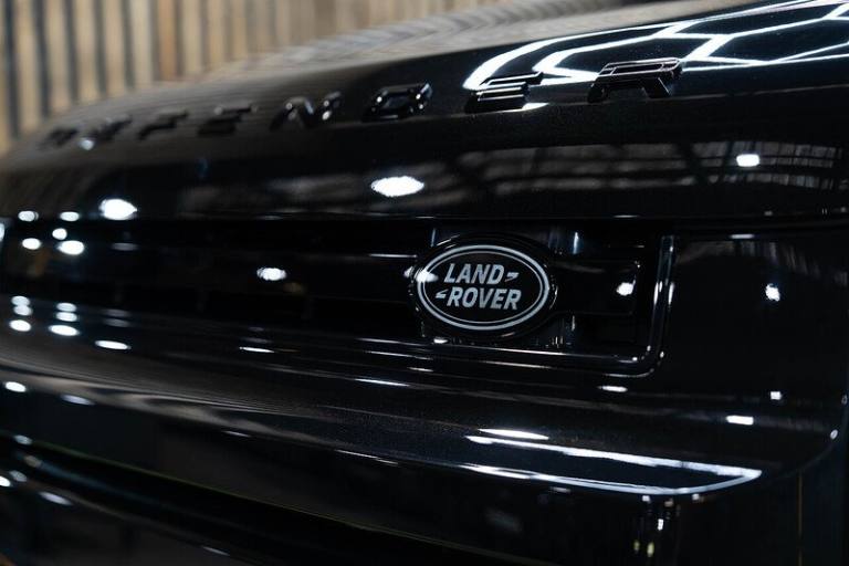  Land Rover SUV 4WD 3.0 Automatic Diesel Defender 90 Hard Top SUV Diesel Automatic
