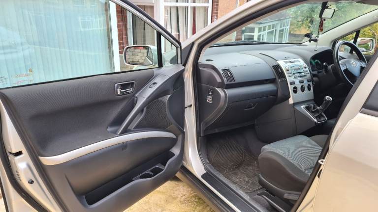 Toyota, COROLLA VERSO, MPV, 2006, Manual, 1794 (cc), 5 doors