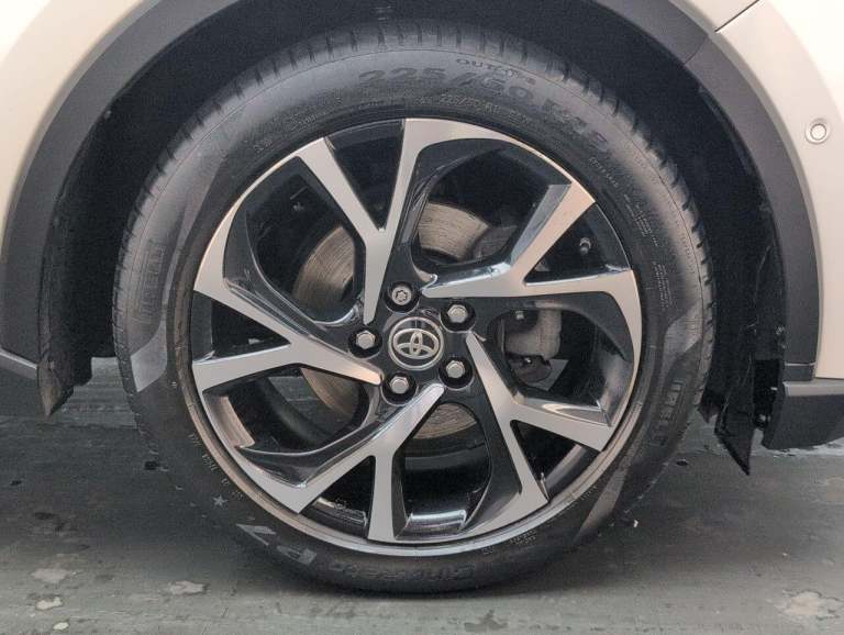 2020 Toyota C-HR 1.8 VVT-h Design SUV 5dr Petrol Hybrid CVT Euro 6 (s/s) (122 ps) - SAT NAV, HATC...