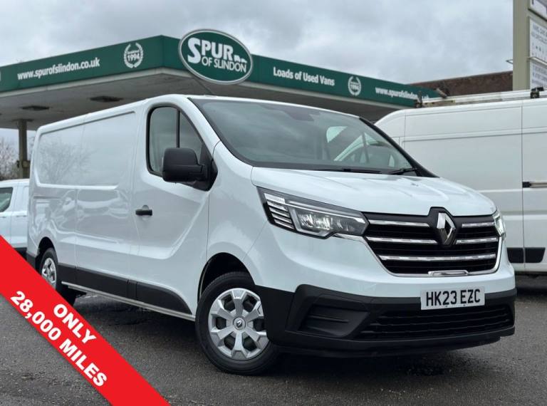 2023 Renault Trafic 2.0 dCi Blue LL30 Business+ Panel Van 5dr Diesel Manual L2 H1 Euro 6 (s/s)  P...