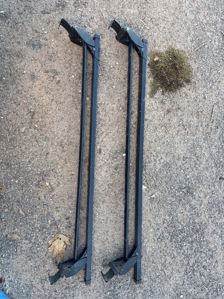 Roof bars for VW Polo (or similar)