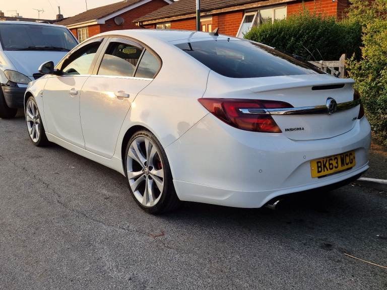 Vauxhall, INSIGNIA, Hatchback, 2013, Manual, 1956 (cc), 5 doors