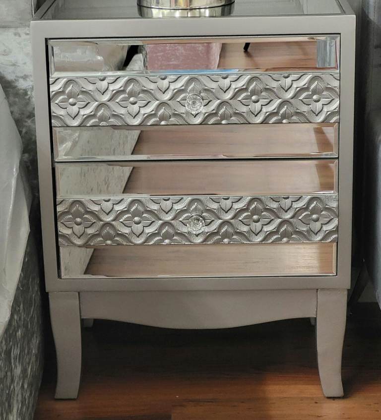 Selection Of Ex-Display Bedside Lamp Tables/Lockers