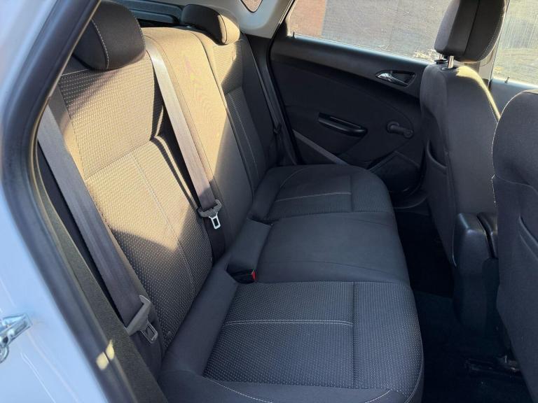 2014 Vauxhall Astra 1.7 CDTi ecoFLEX SRi Euro 5 (s/s) 5dr HATCHBACK Diesel Manual