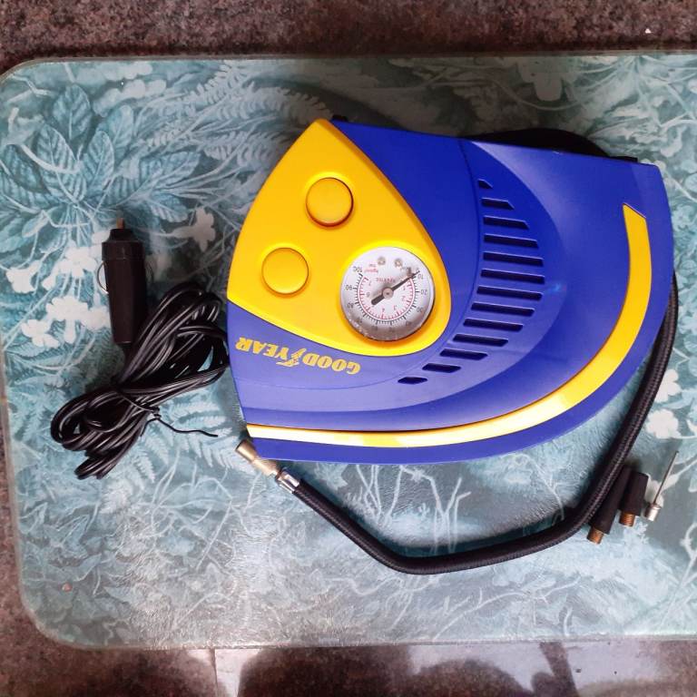 GOODYEAR CAR TYRE INFLATOR