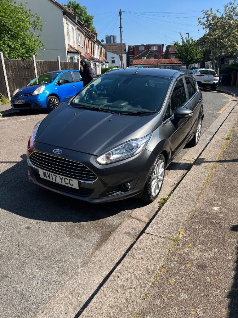 Ford, FIESTA, Hatchback, 2017, Semi-Auto, 1597 (cc), 5 doors