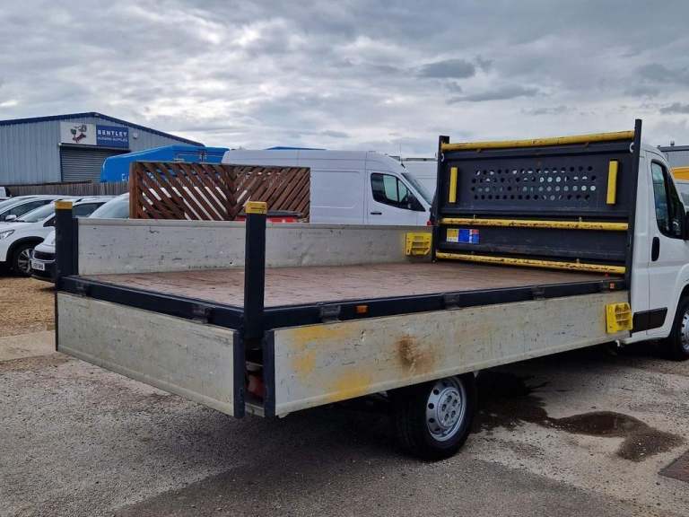 2019 Citroen Relay 2.2 BlueHDi Dropside 165ps CHASSIS CAB DIESEL Manual